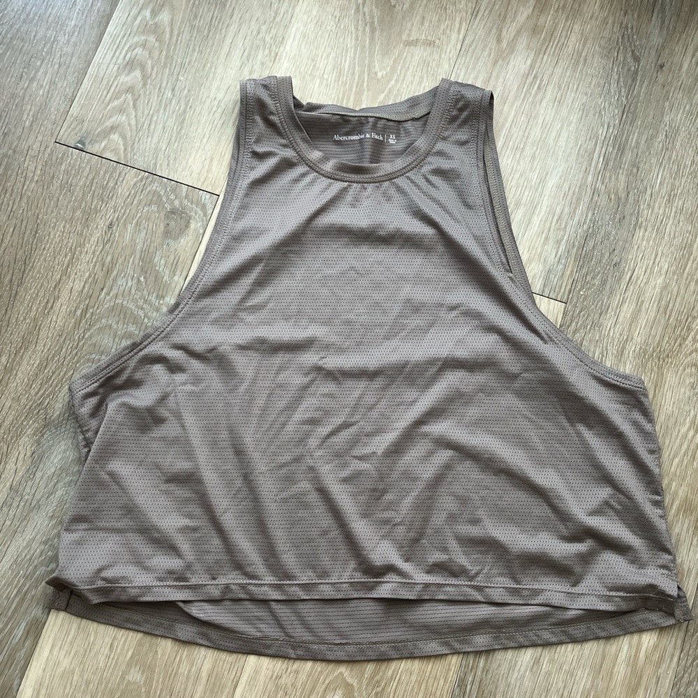 Abercrombie & Fitch Brown Muscle Tee with Sleek Design